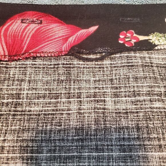 Men's Iolani Hawaiian Shirt Size XL - Picture 8 of 8